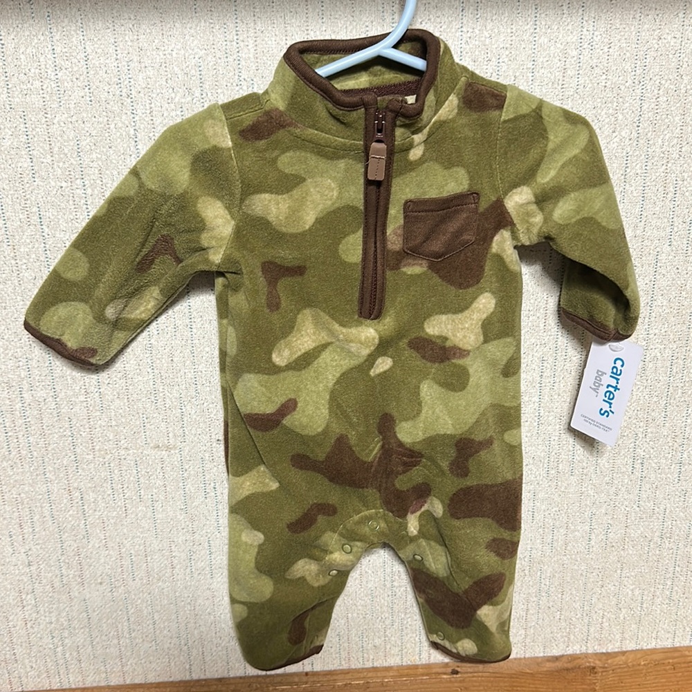 *FINAL* CARTER’S BABY FLEECE ONESIE: CAMO: NEW WITH TAGS: SIZE  3 MTHS
